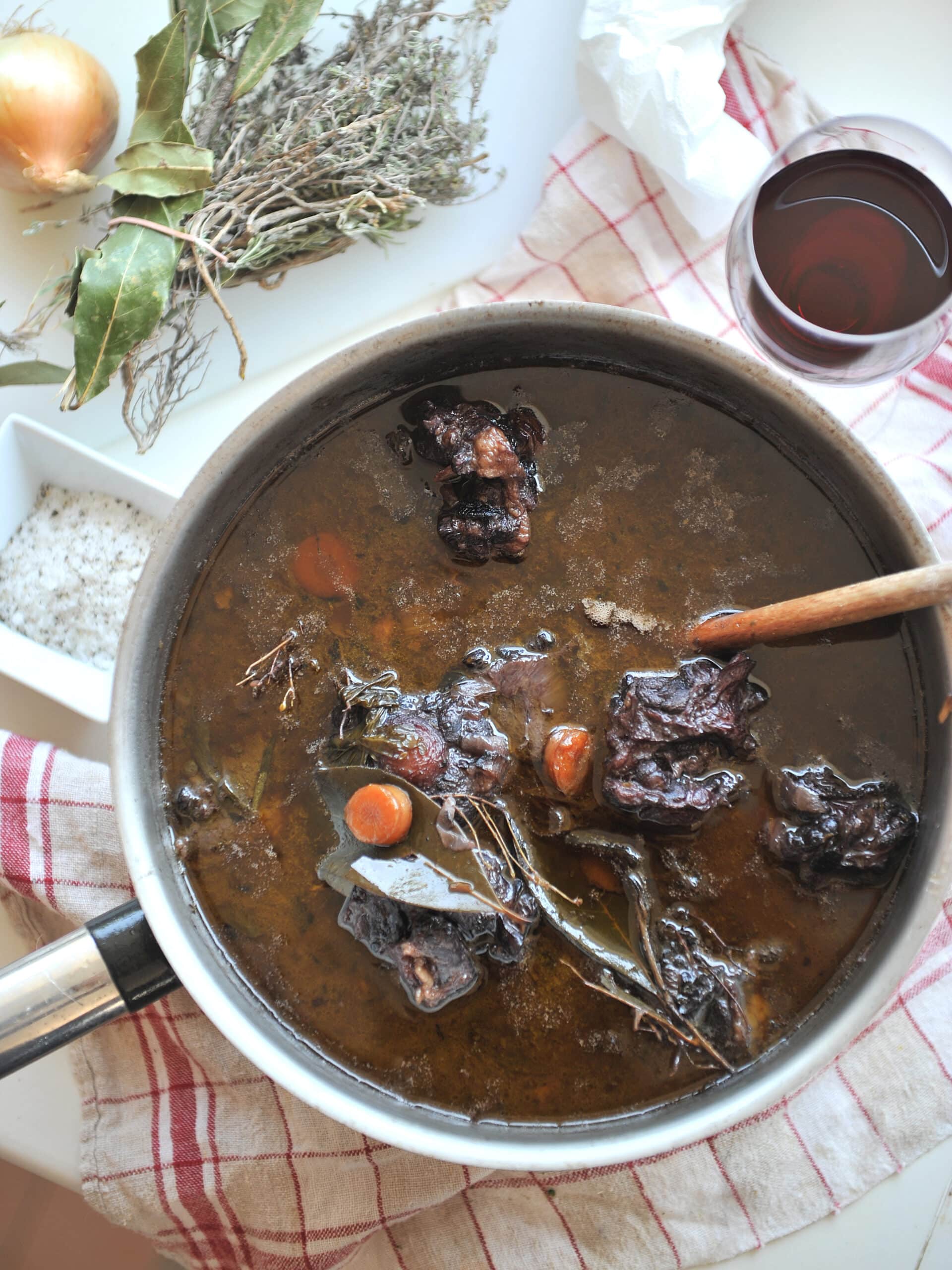 Rabo, queue de Taureau à la Camarguaise